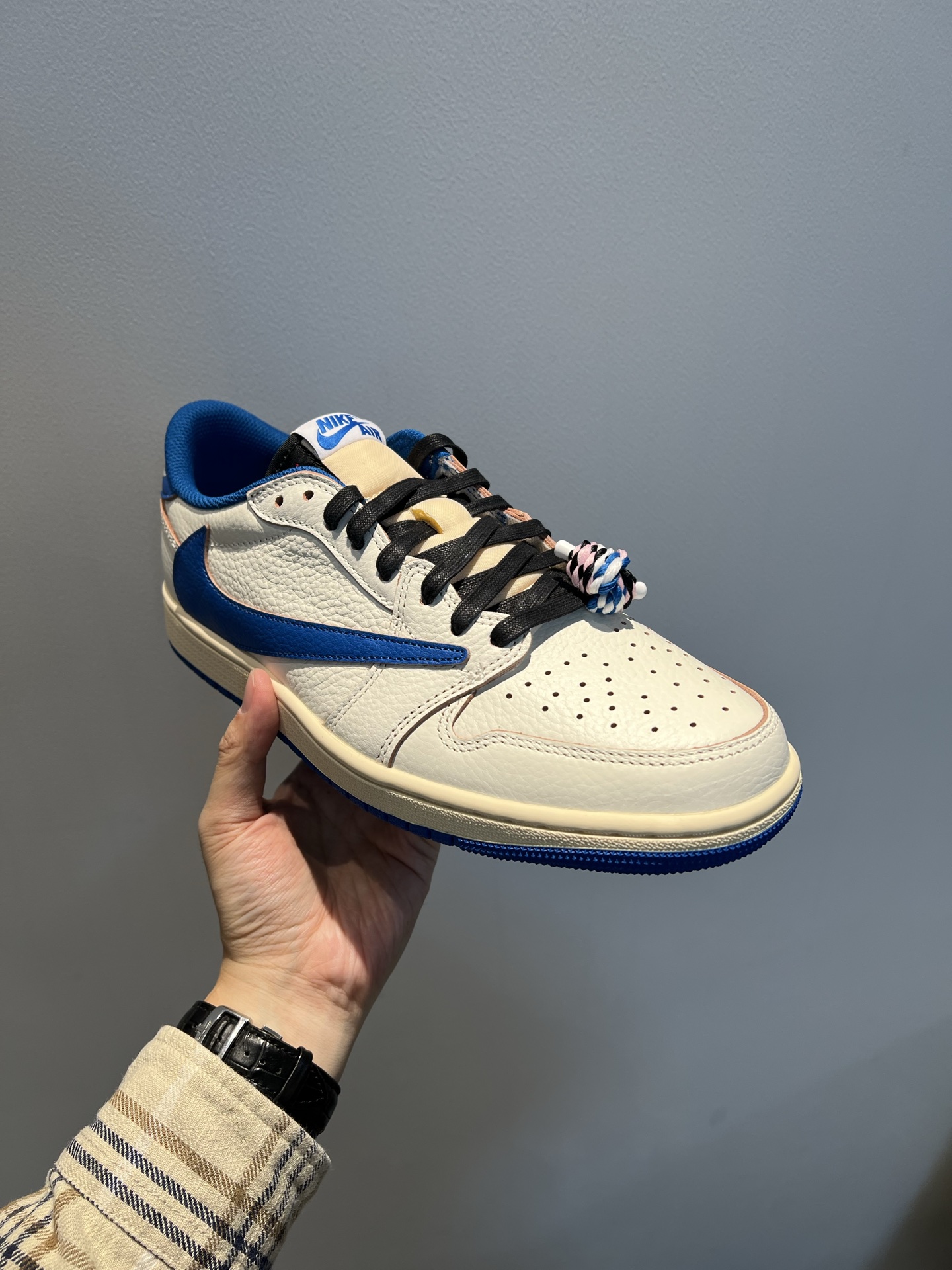 Air Jordan 1 Low x Travis Scott x Fragment — Blanc / Bleu Militaire