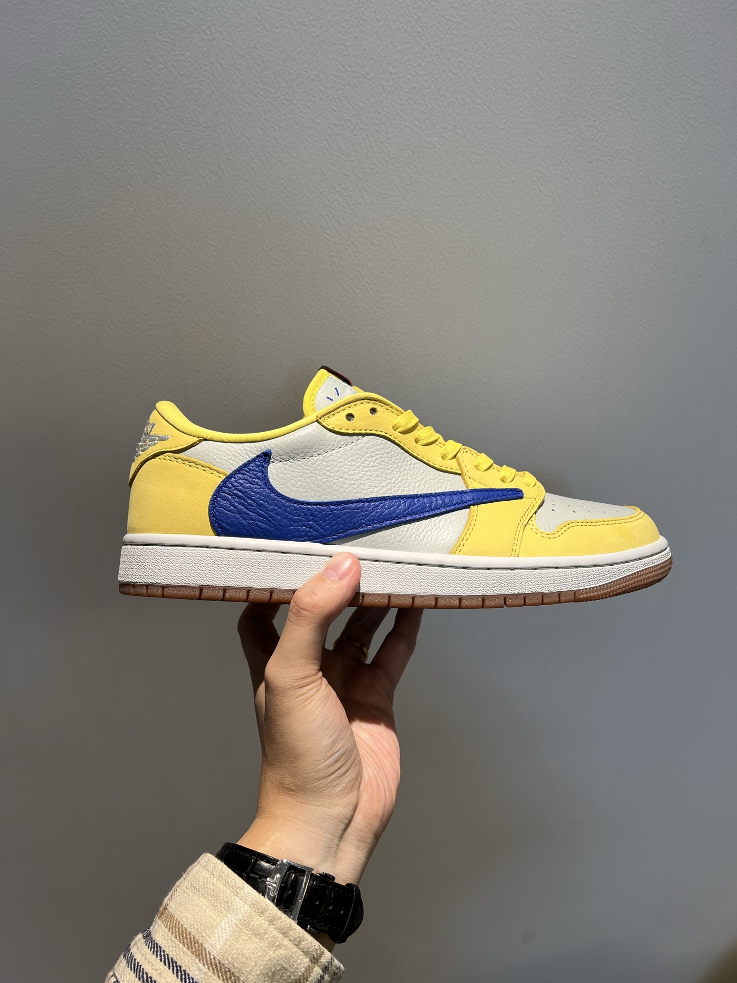 Air Jordan 1 Low OG x Travis Scott — Jaune / Bleu « Canary »